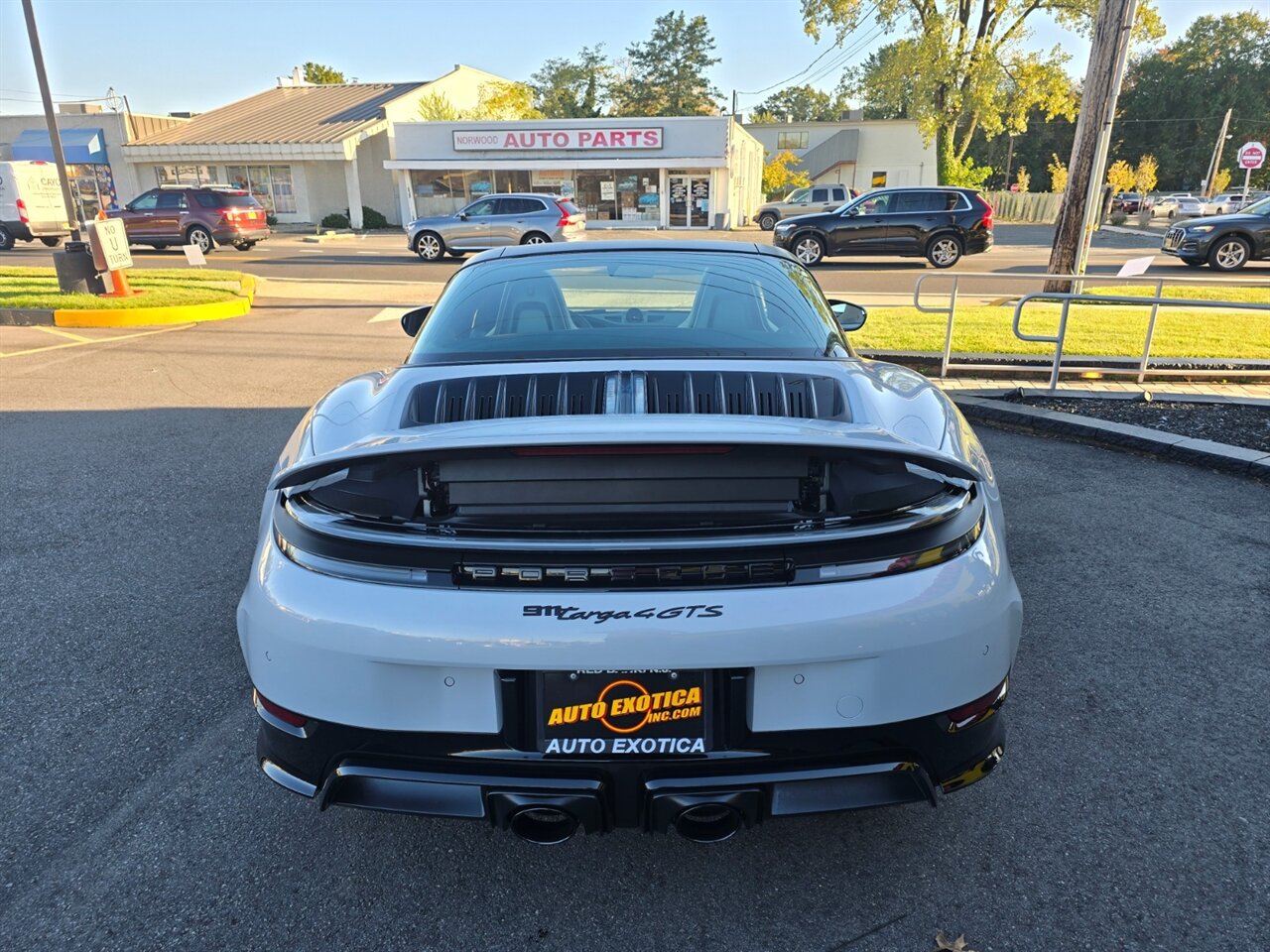 2026 Porsche 911 Targa 4 GTS - Photo 33 - Red Bank, NJ 07701