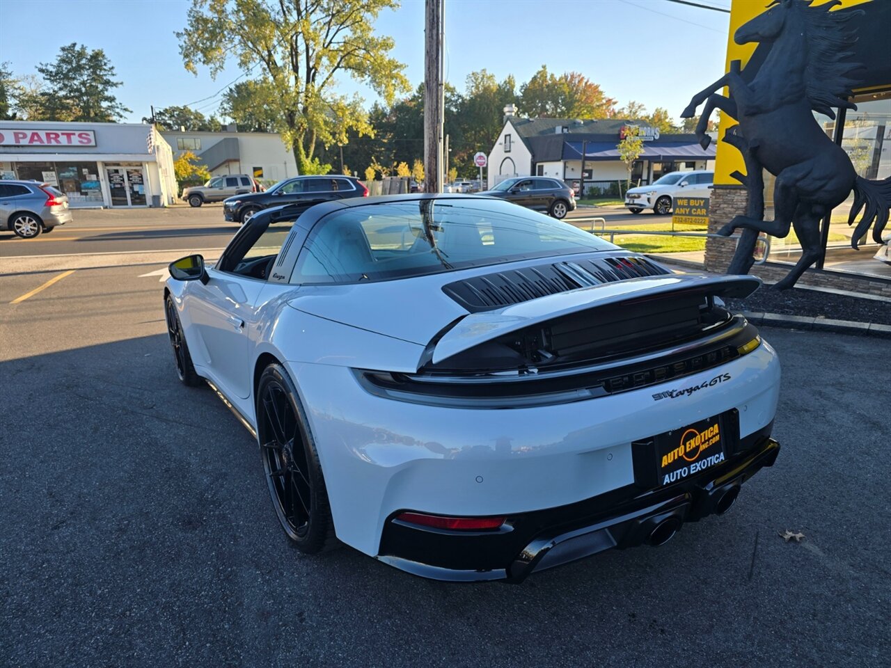 2026 Porsche 911 Targa 4 GTS - Photo 6 - Red Bank, NJ 07701