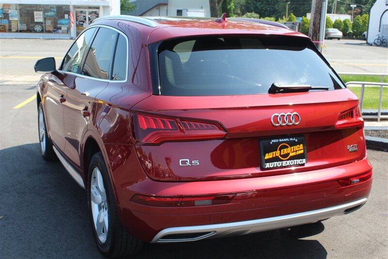 2018 Audi Q5 2.0T quattro Premium Plus  