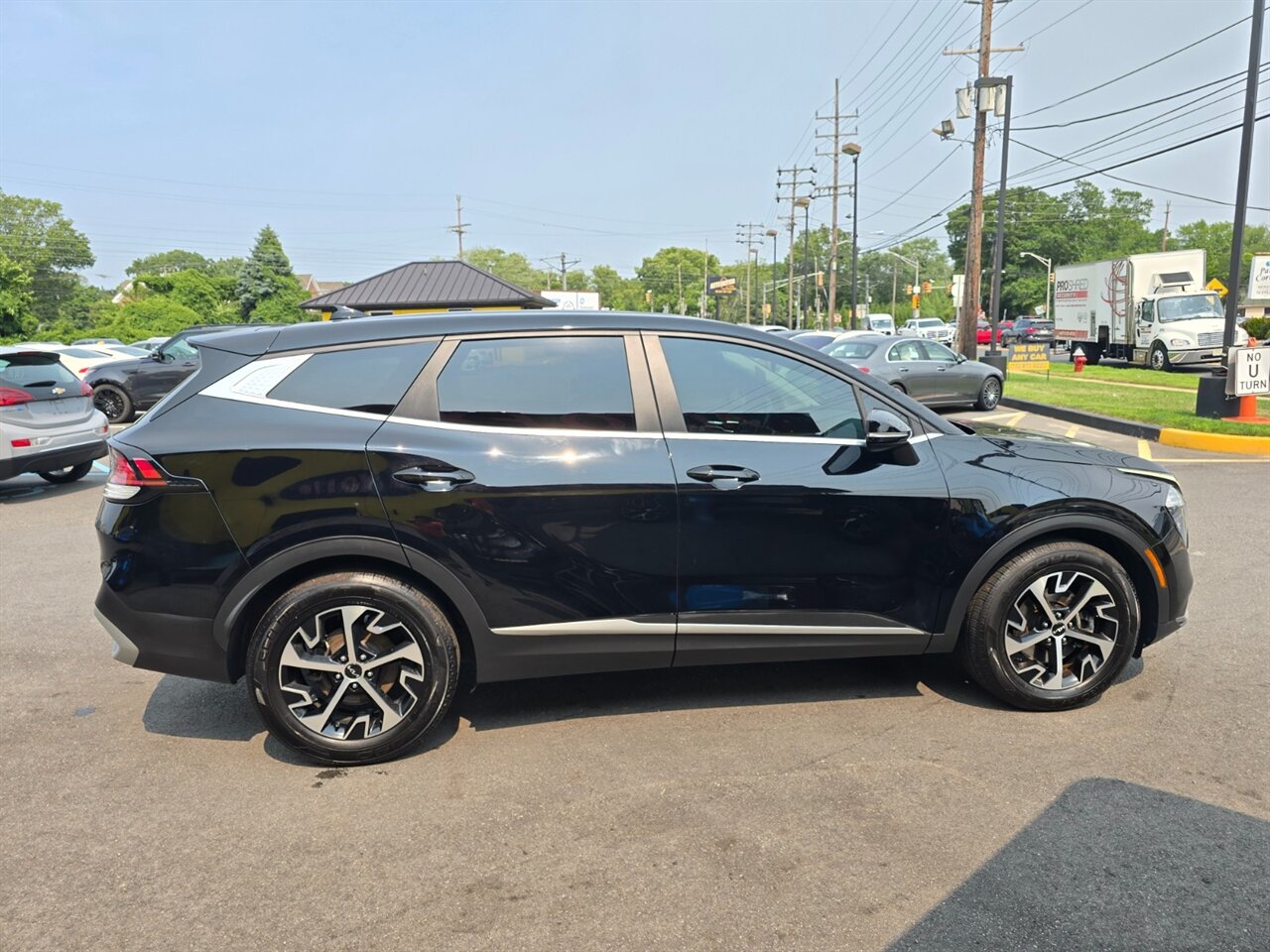2023 Kia Sportage EX - Photo 23 - Red Bank, NJ 07701