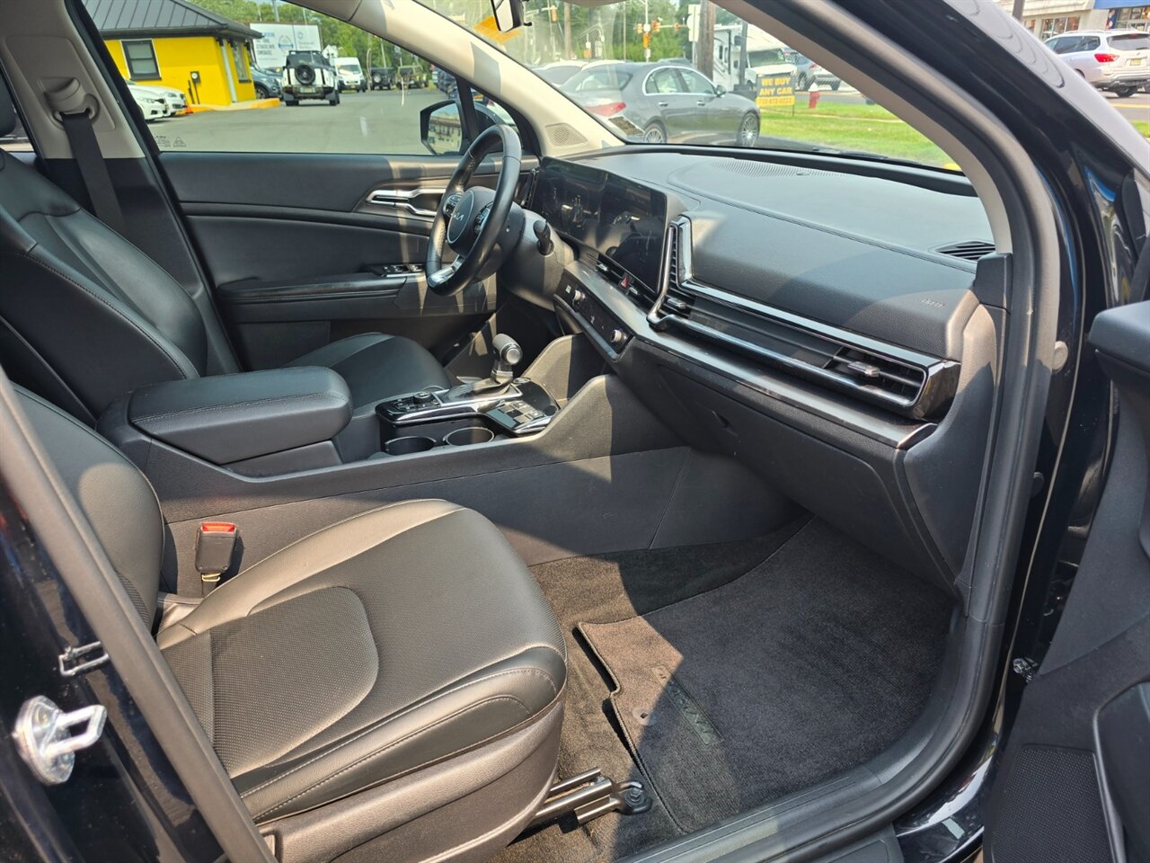 2023 Kia Sportage EX - Photo 13 - Red Bank, NJ 07701