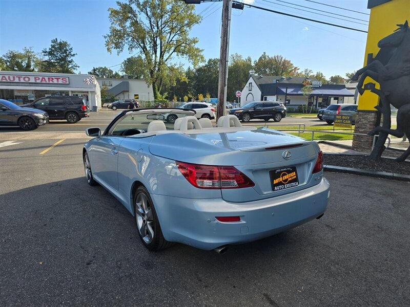 2011 Lexus IS 250C  