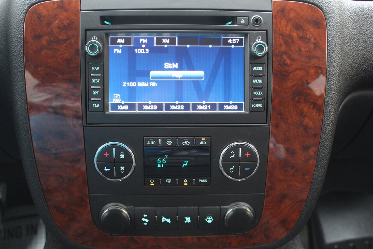 2008 Chevrolet Suburban LT 2500 - Photo 7 - Red Bank, NJ 07701