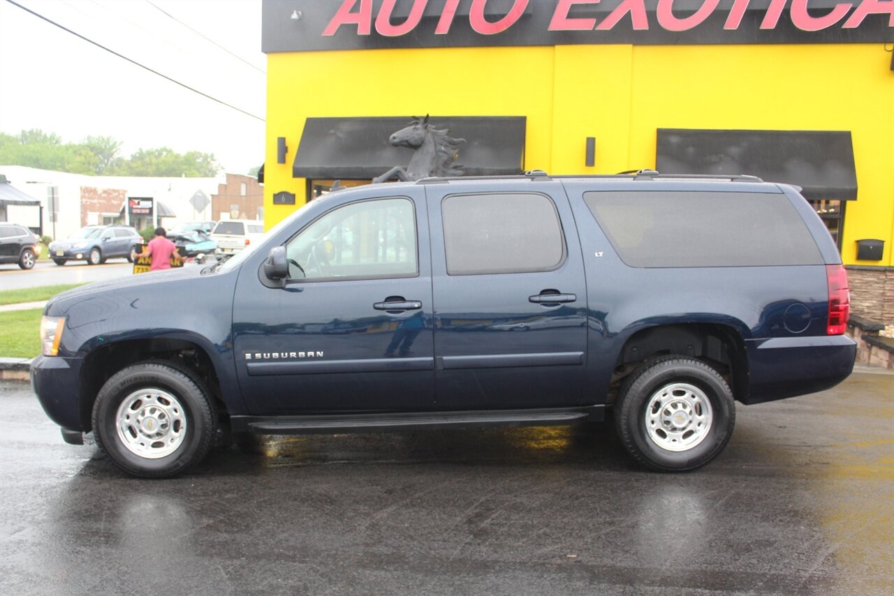 2008 Chevrolet Suburban LT 2500 - Photo 22 - Red Bank, NJ 07701