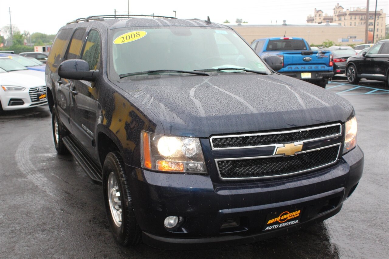 2008 Chevrolet Suburban LT 2500 - Photo 4 - Red Bank, NJ 07701