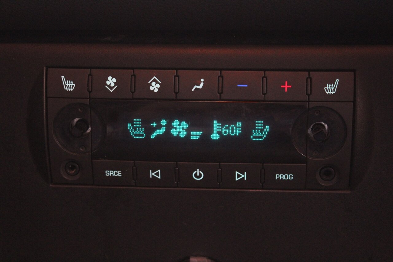 2008 Chevrolet Suburban LT 2500 - Photo 8 - Red Bank, NJ 07701