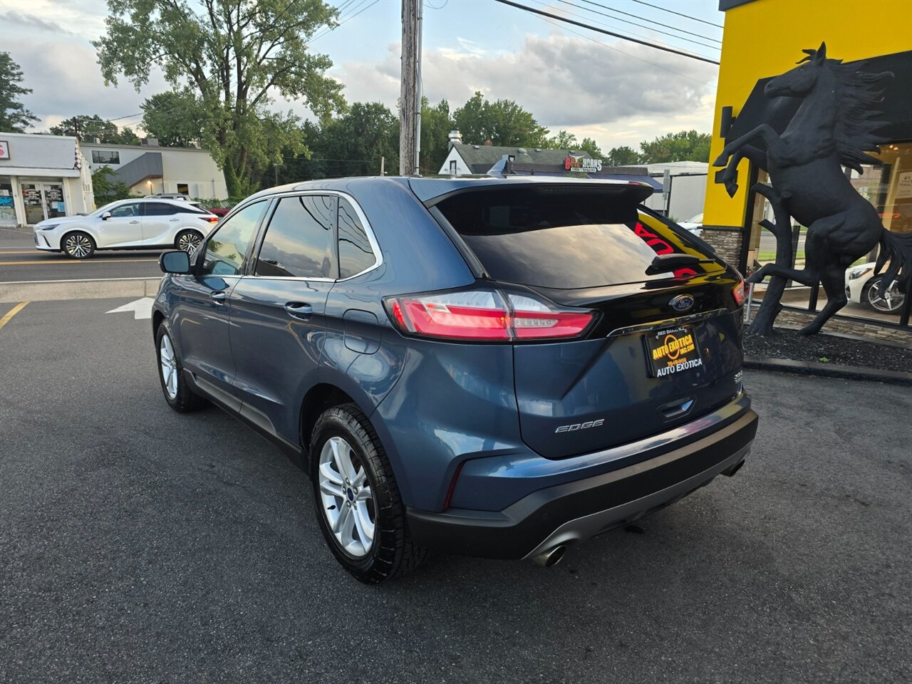 2019 Ford Edge SEL - Photo 2 - Red Bank, NJ 07701