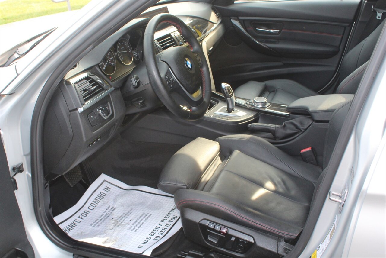2015 BMW 328i xDrive - Photo 11 - Red Bank, NJ 07701