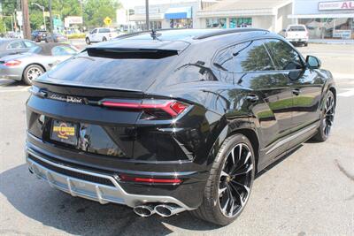 2021 Lamborghini Urus   - Photo 5 - Red Bank, NJ 07701