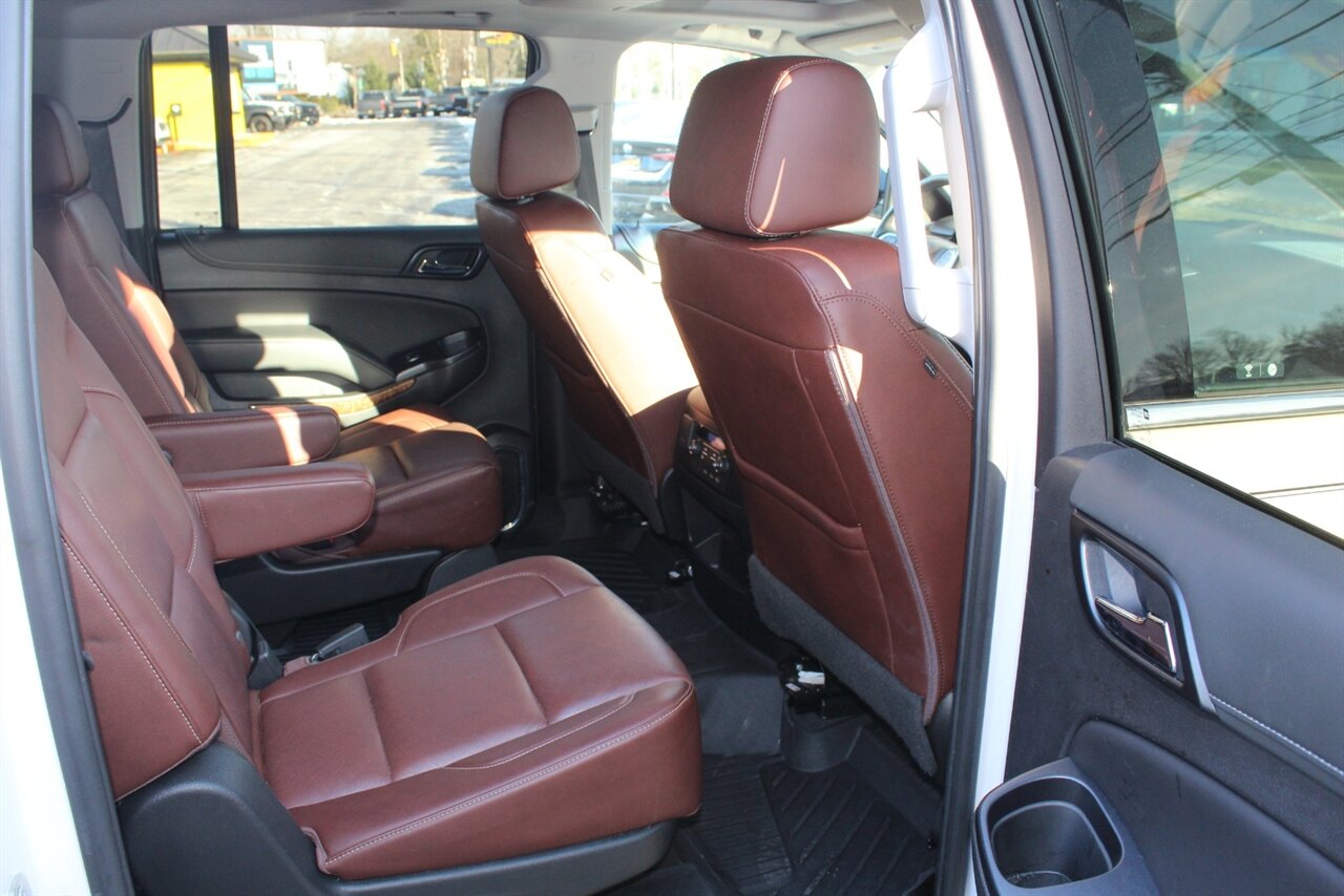2019 Chevrolet Suburban Premier - Photo 18 - Red Bank, NJ 07701