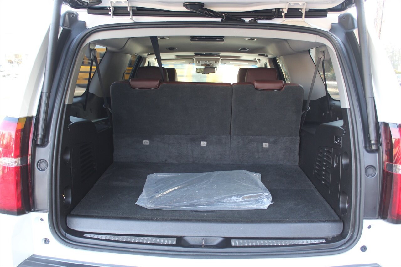 2019 Chevrolet Suburban Premier - Photo 24 - Red Bank, NJ 07701