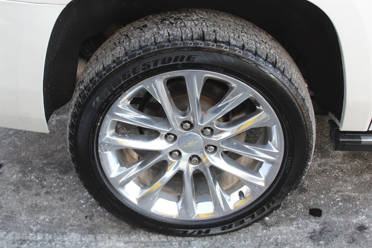 2019 Chevrolet Suburban Premier - Photo 29 - Red Bank, NJ 07701