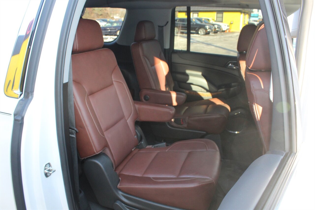 2019 Chevrolet Suburban Premier - Photo 19 - Red Bank, NJ 07701