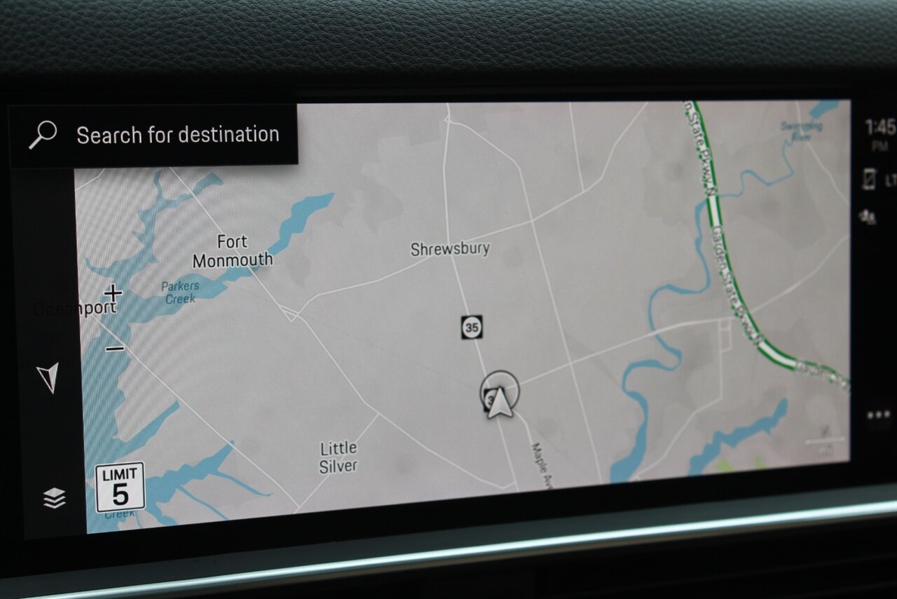 2023 Porsche Cayenne - Photo 9 - Red Bank, NJ 07701