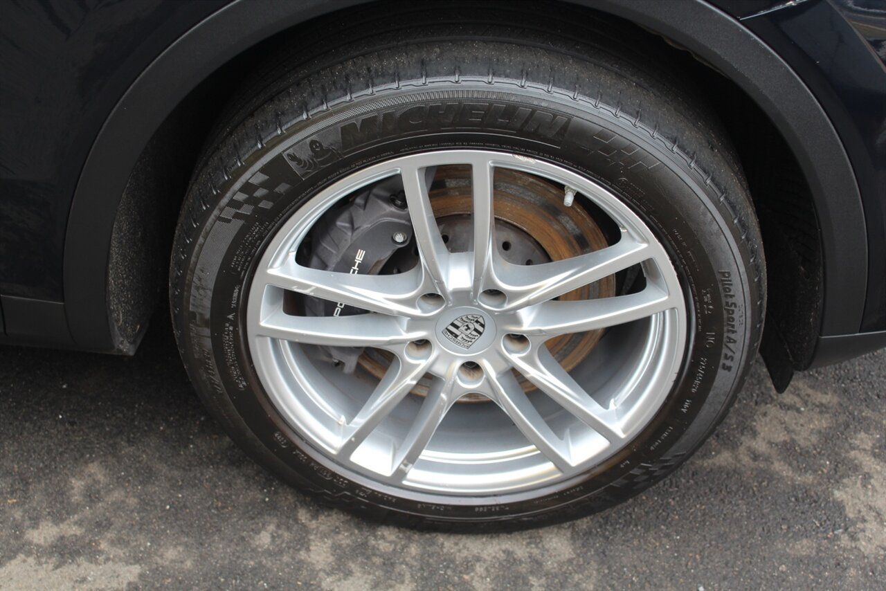 2023 Porsche Cayenne - Photo 26 - Red Bank, NJ 07701