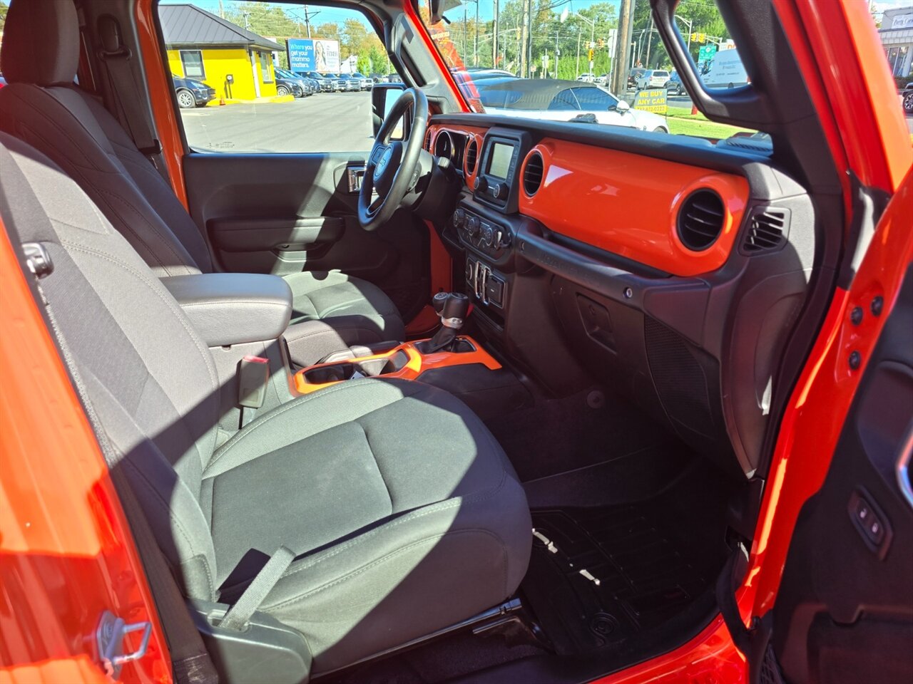 2020 Jeep Wrangler Unlimited Sport S - Photo 11 - Red Bank, NJ 07701