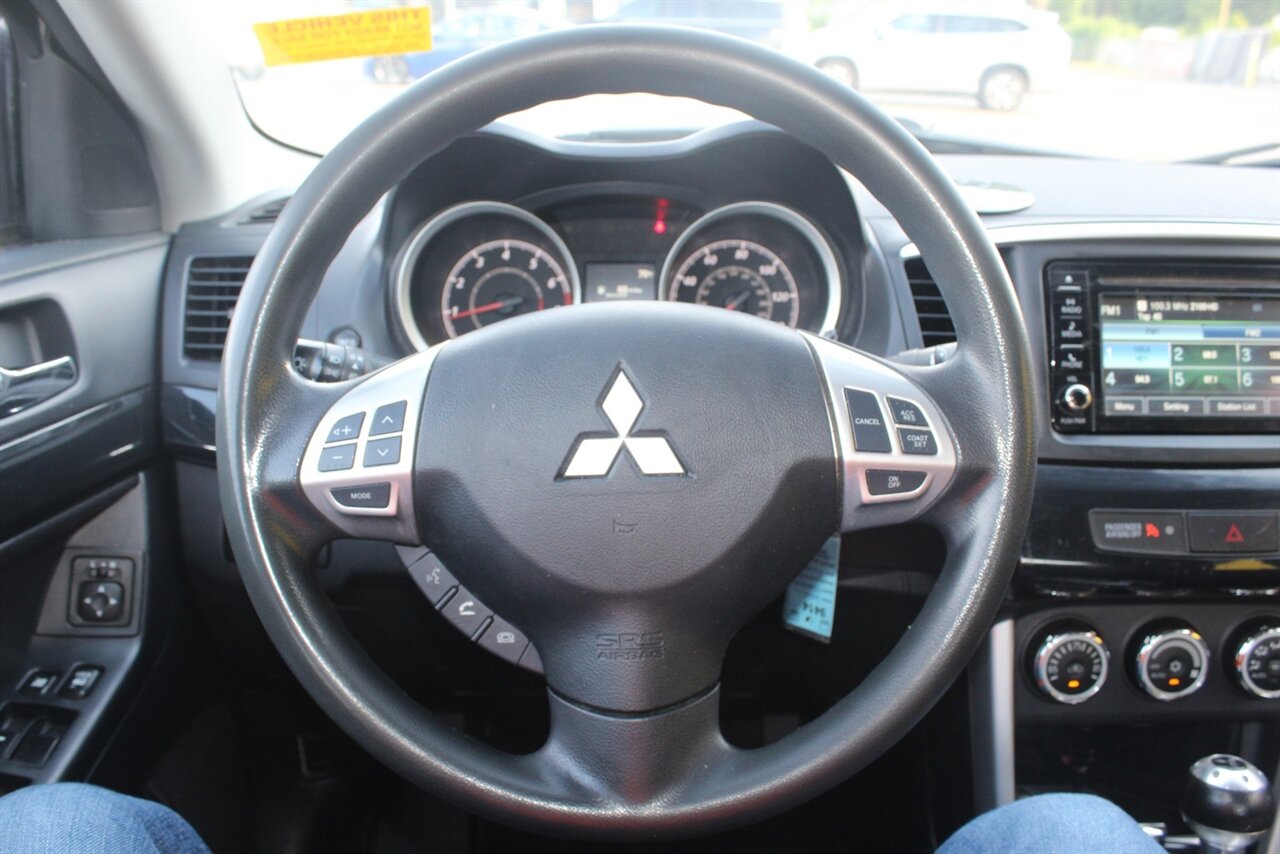 2017 Mitsubishi Lancer ES - Photo 6 - Red Bank, NJ 07701