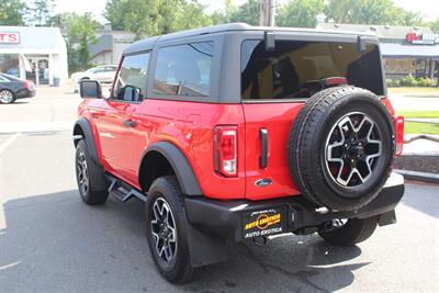 2022 Ford Bronco Big Bend   - Photo 2 - Red Bank, NJ 07701