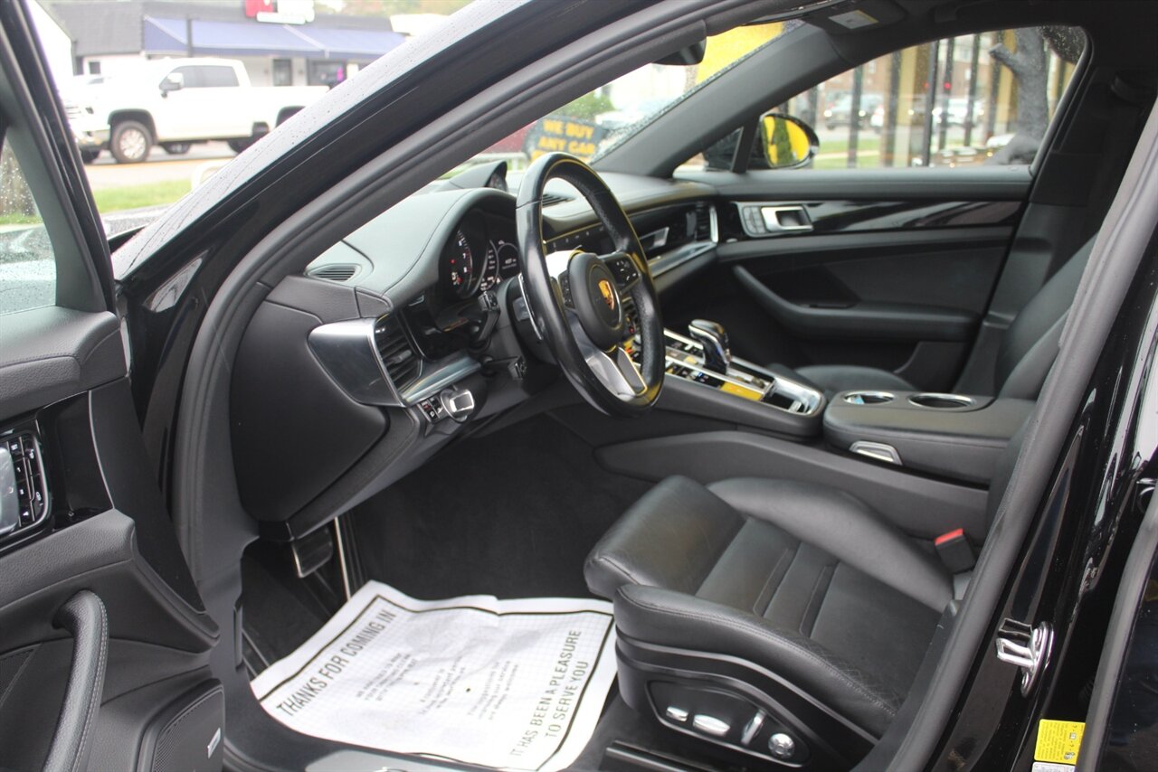 2018 Porsche Panamera 4S photo 11