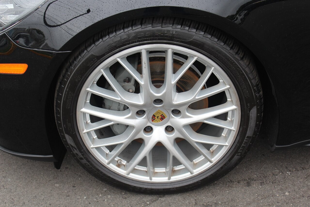 2018 Porsche Panamera 4S photo 27