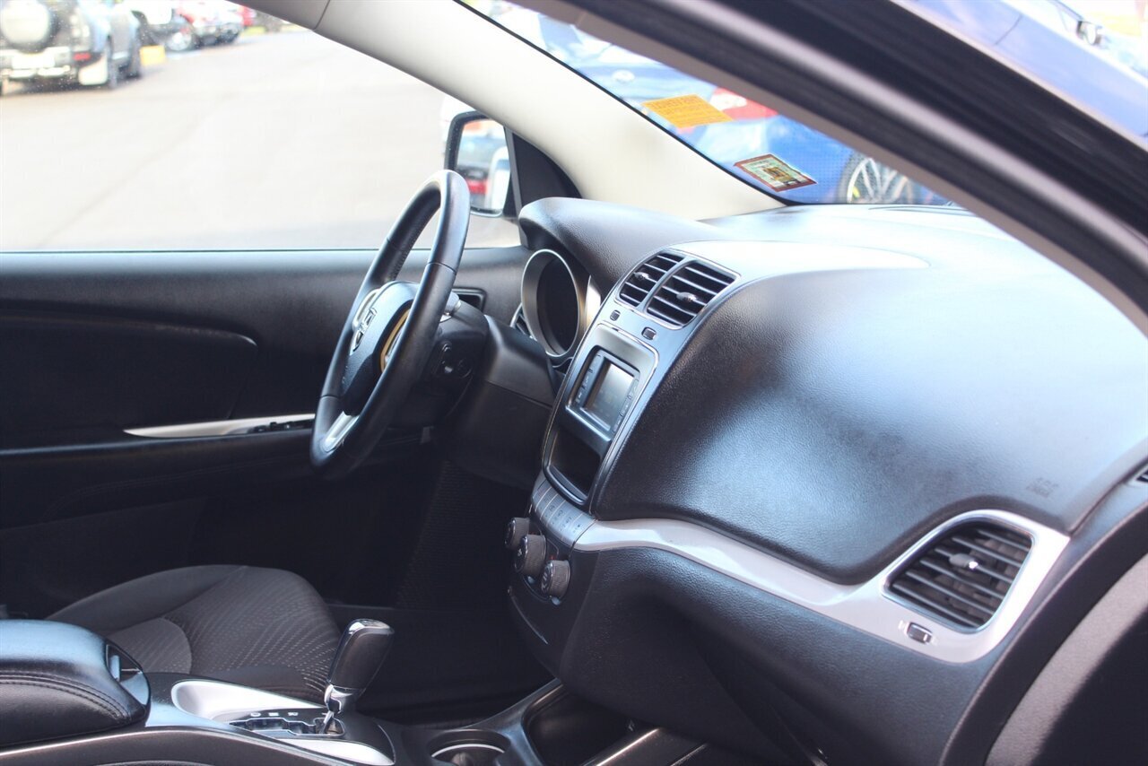 2016 Dodge Journey SXT - Photo 15 - Red Bank, NJ 07701