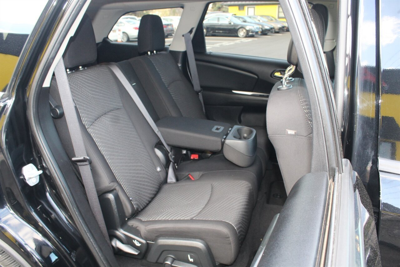 2016 Dodge Journey SXT - Photo 12 - Red Bank, NJ 07701