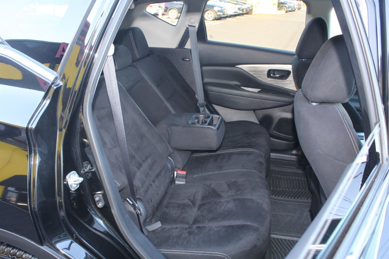 2015 Nissan Murano SV - Photo 15 - Red Bank, NJ 07701