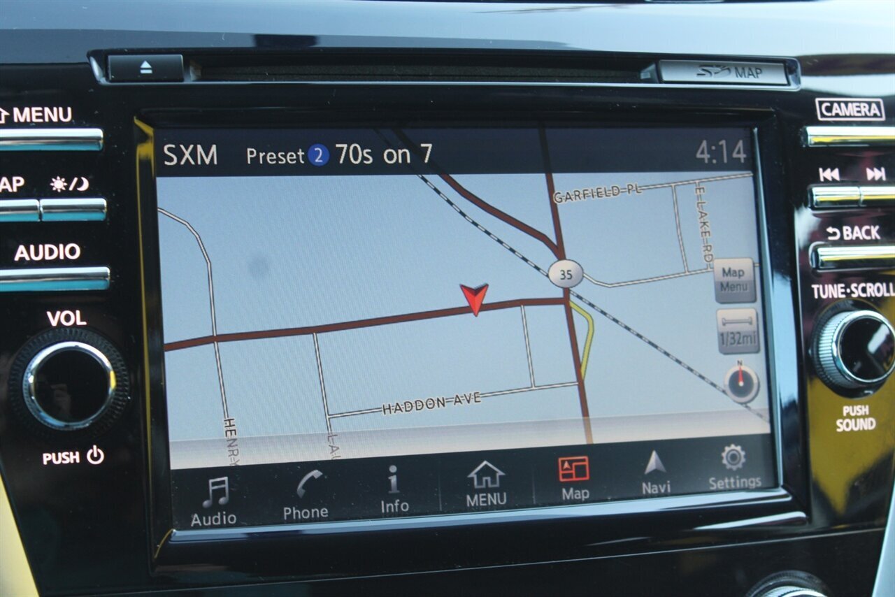 2015 Nissan Murano SV - Photo 8 - Red Bank, NJ 07701