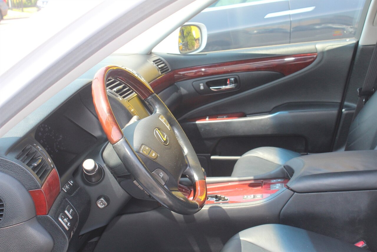 2008 Lexus LS 460 - Photo 16 - Red Bank, NJ 07701