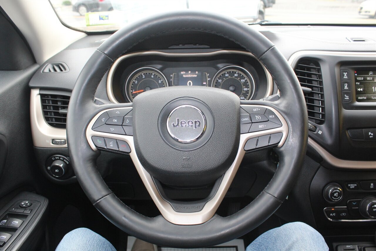 2015 Jeep Cherokee Latitude - Photo 6 - Red Bank, NJ 07701