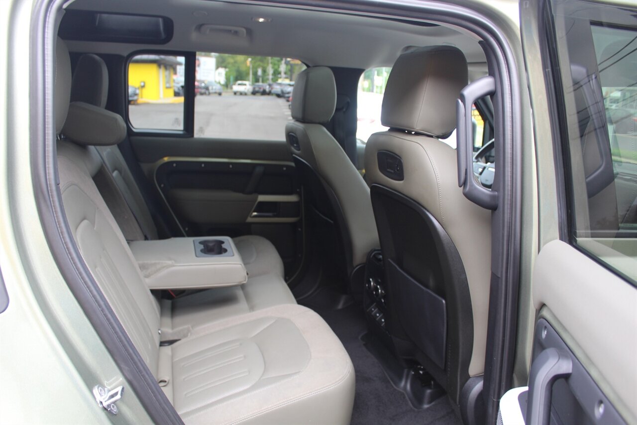 2020 Land Rover Defender 110 SE - Photo 17 - Red Bank, NJ 07701