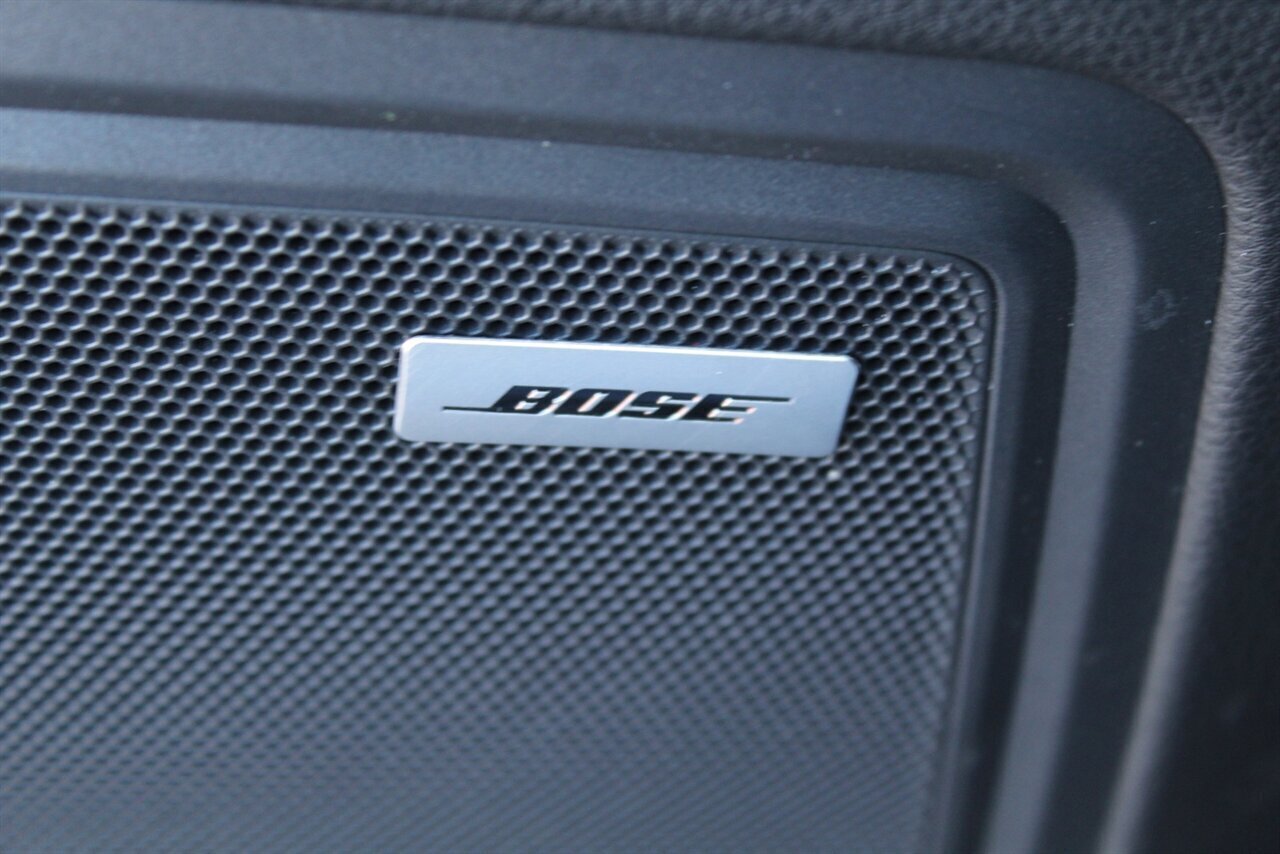 2019 Porsche Macan S - Photo 13 - Red Bank, NJ 07701