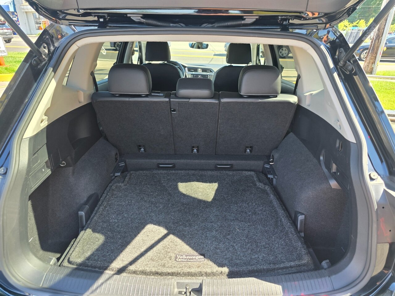 2022 Volkswagen Tiguan SE 4Motion - Photo 17 - Red Bank, NJ 07701