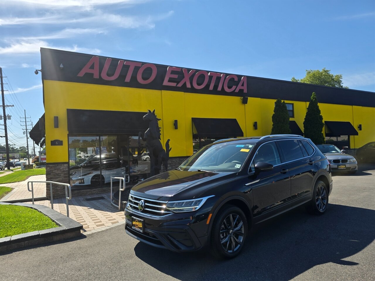 2022 Volkswagen Tiguan SE 4Motion   - Photo 1 - Red Bank, NJ 07701