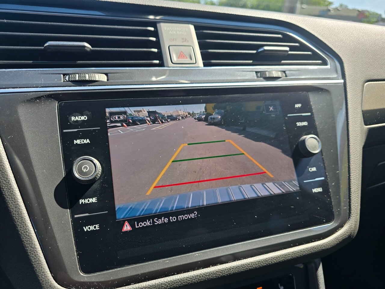 2022 Volkswagen Tiguan SE 4Motion - Photo 8 - Red Bank, NJ 07701