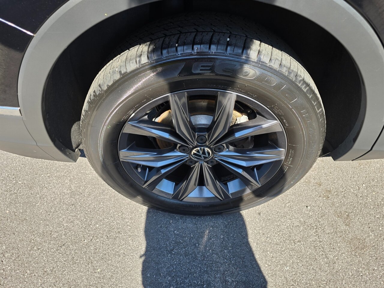 2022 Volkswagen Tiguan SE 4Motion - Photo 24 - Red Bank, NJ 07701