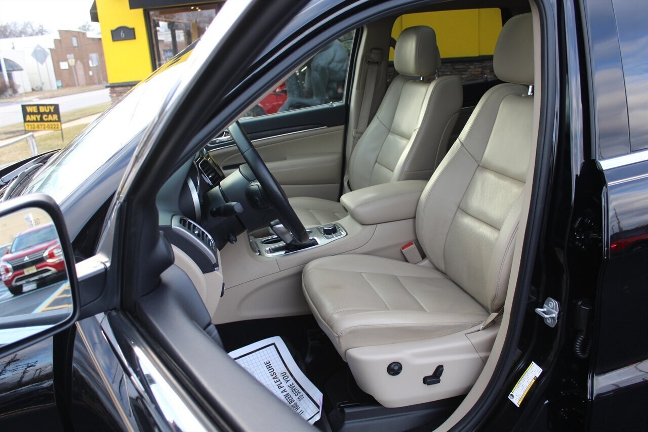 2020 Jeep Grand Cherokee Limited - Photo 14 - Red Bank, NJ 07701