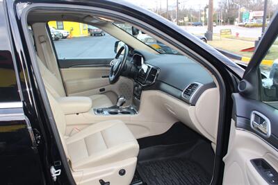 2020 Jeep Grand Cherokee Limited   - Photo 15 - Red Bank, NJ 07701