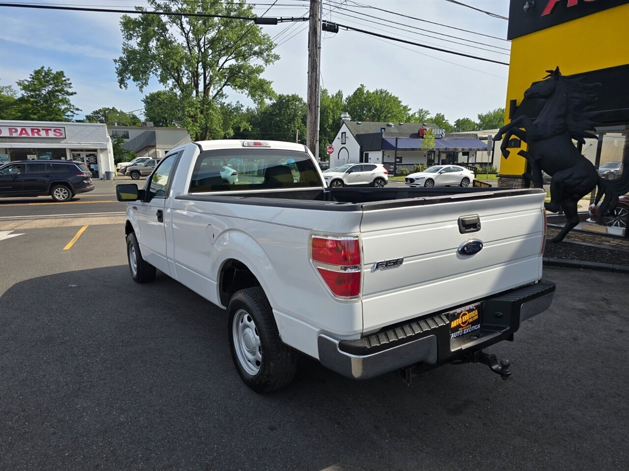 2010 Ford F-150 XL - Photo 2 - Red Bank, NJ 07701
