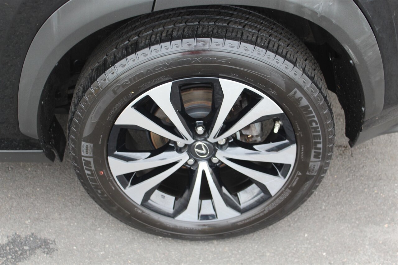 2021 Lexus NX 300 F Sport - Photo 27 - Red Bank, NJ 07701