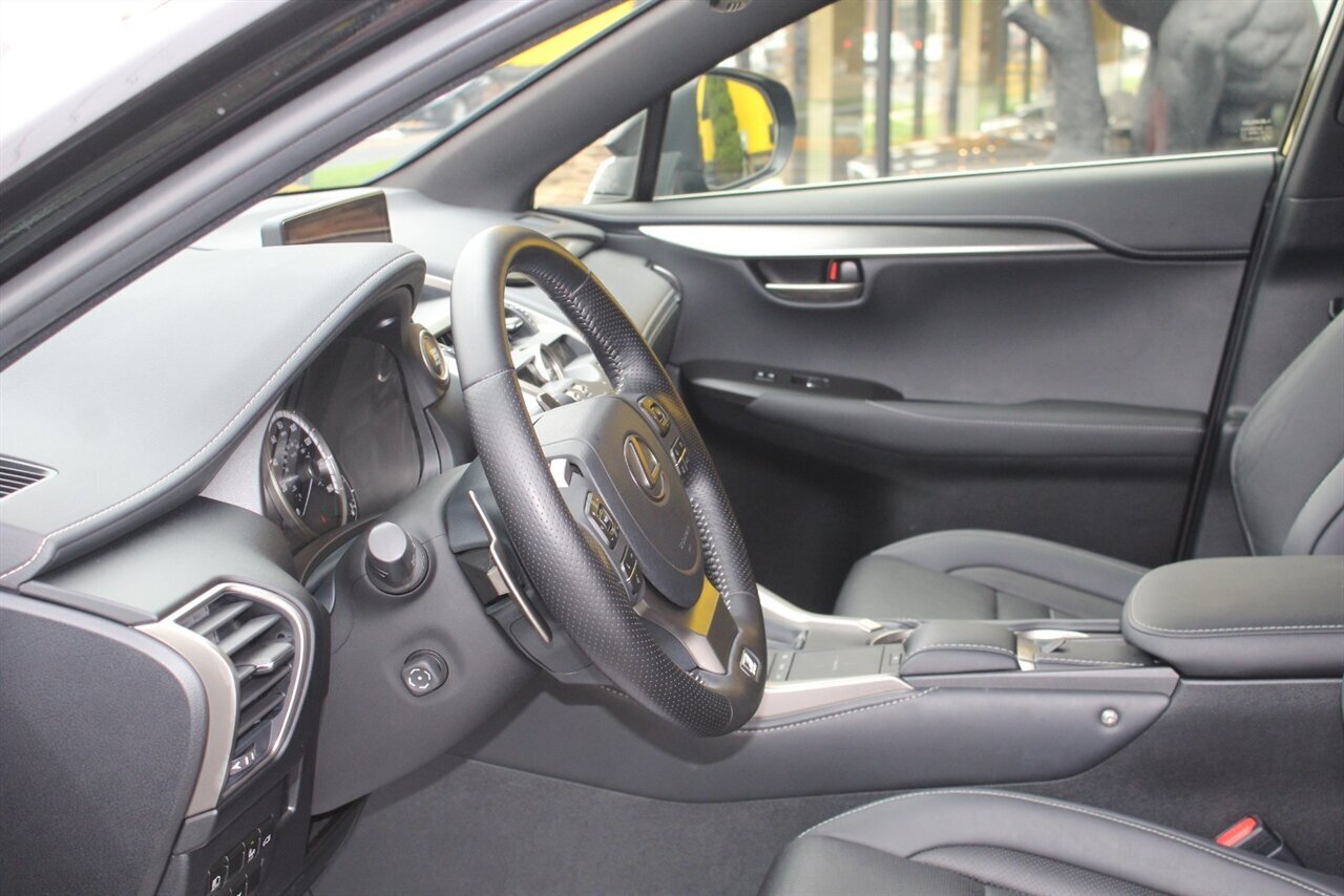 2021 Lexus NX 300 F Sport - Photo 17 - Red Bank, NJ 07701