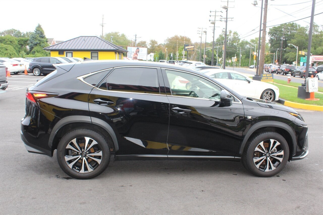 2021 Lexus NX 300 F Sport - Photo 23 - Red Bank, NJ 07701