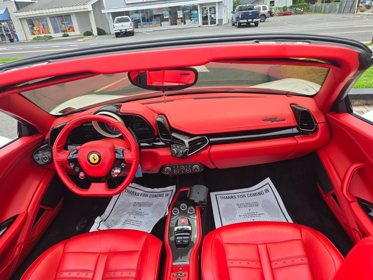 2015 Ferrari 458 Spider - Photo 26 - Red Bank, NJ 07701