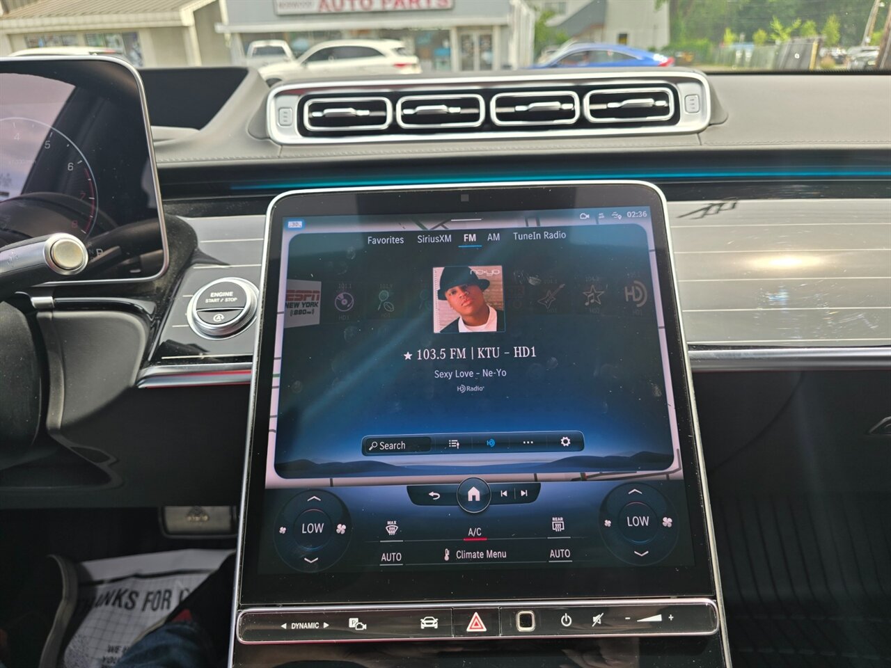 2022 Mercedes-Benz Maybach S 580 4MATIC - Photo 11 - Red Bank, NJ 07701