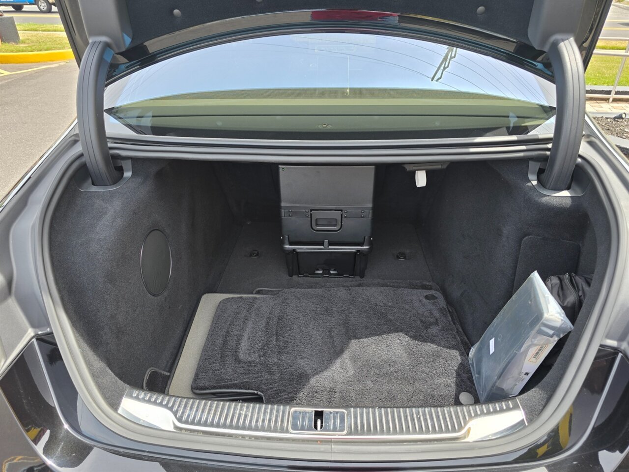2022 Mercedes-Benz Maybach S 580 4MATIC - Photo 39 - Red Bank, NJ 07701