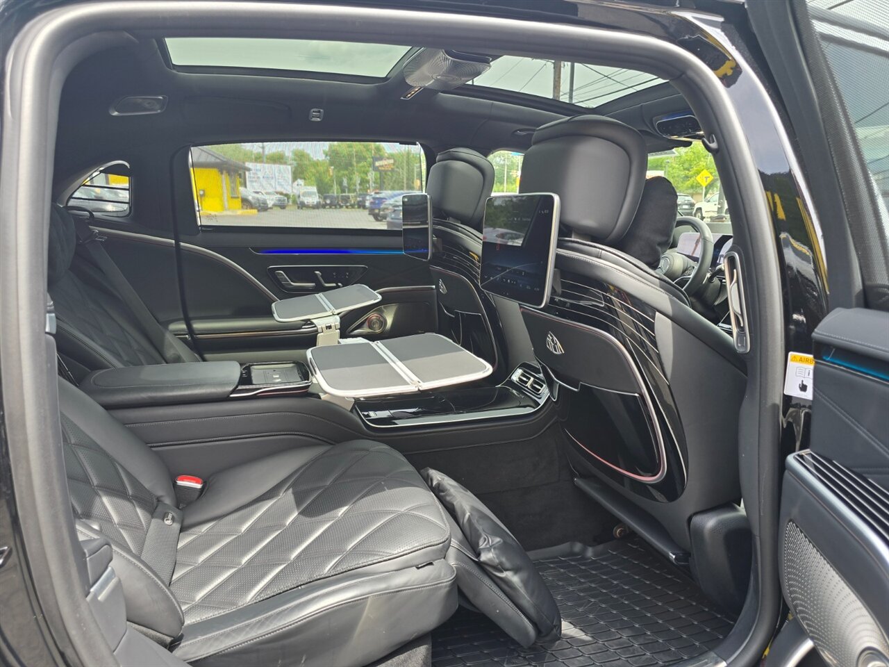 2022 Mercedes-Benz Maybach S 580 4MATIC - Photo 30 - Red Bank, NJ 07701