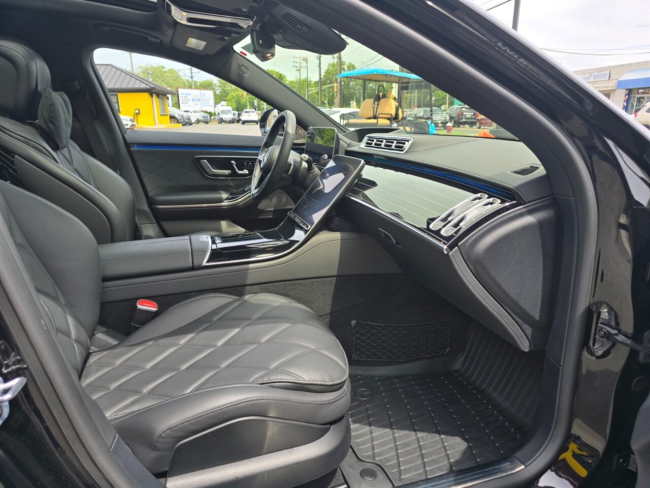 2022 Mercedes-Benz Maybach S 580 4MATIC - Photo 24 - Red Bank, NJ 07701