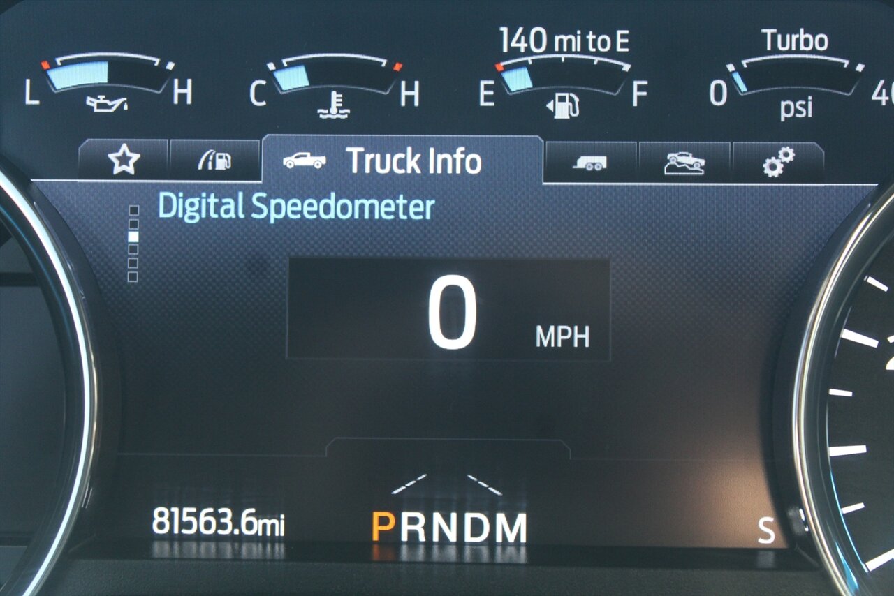 2021 Ford F-350 Lariat photo 4