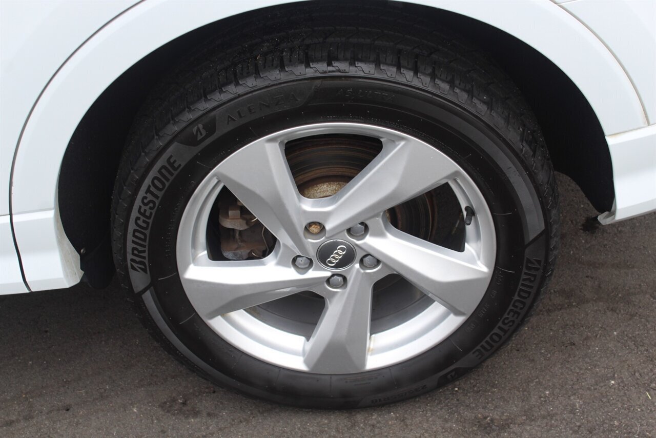 2020 Audi Q3 quattro Premium Plus - Photo 27 - Red Bank, NJ 07701