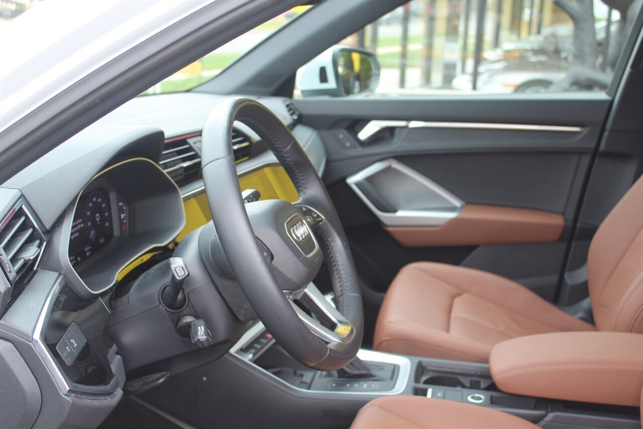 2020 Audi Q3 quattro Premium Plus - Photo 16 - Red Bank, NJ 07701